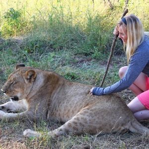 Meet your Posher, April